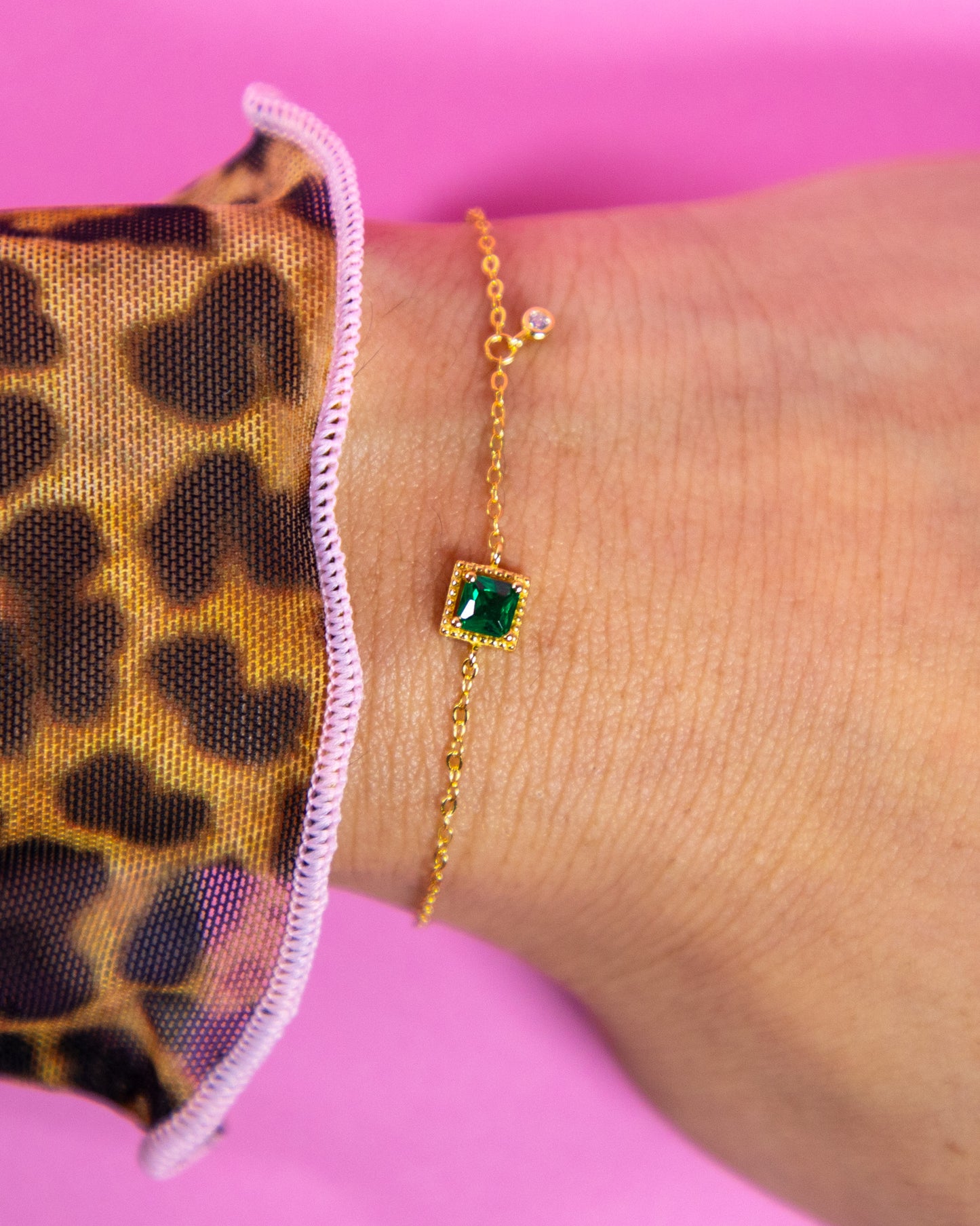 Dainty Emerald Green Bracelet 14k Gold