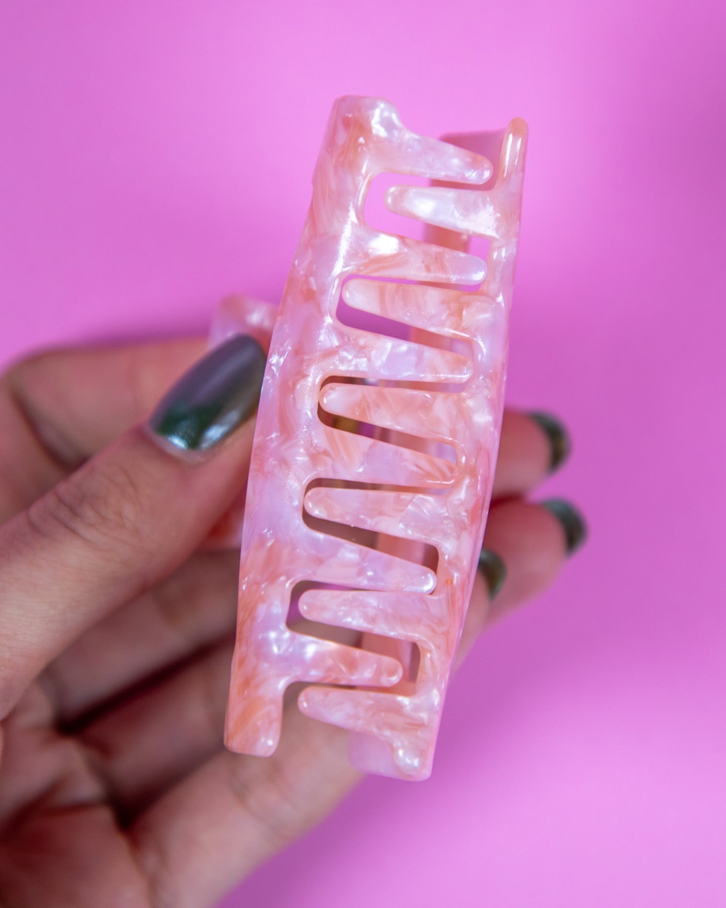 Cut Out Hair Clip Pink