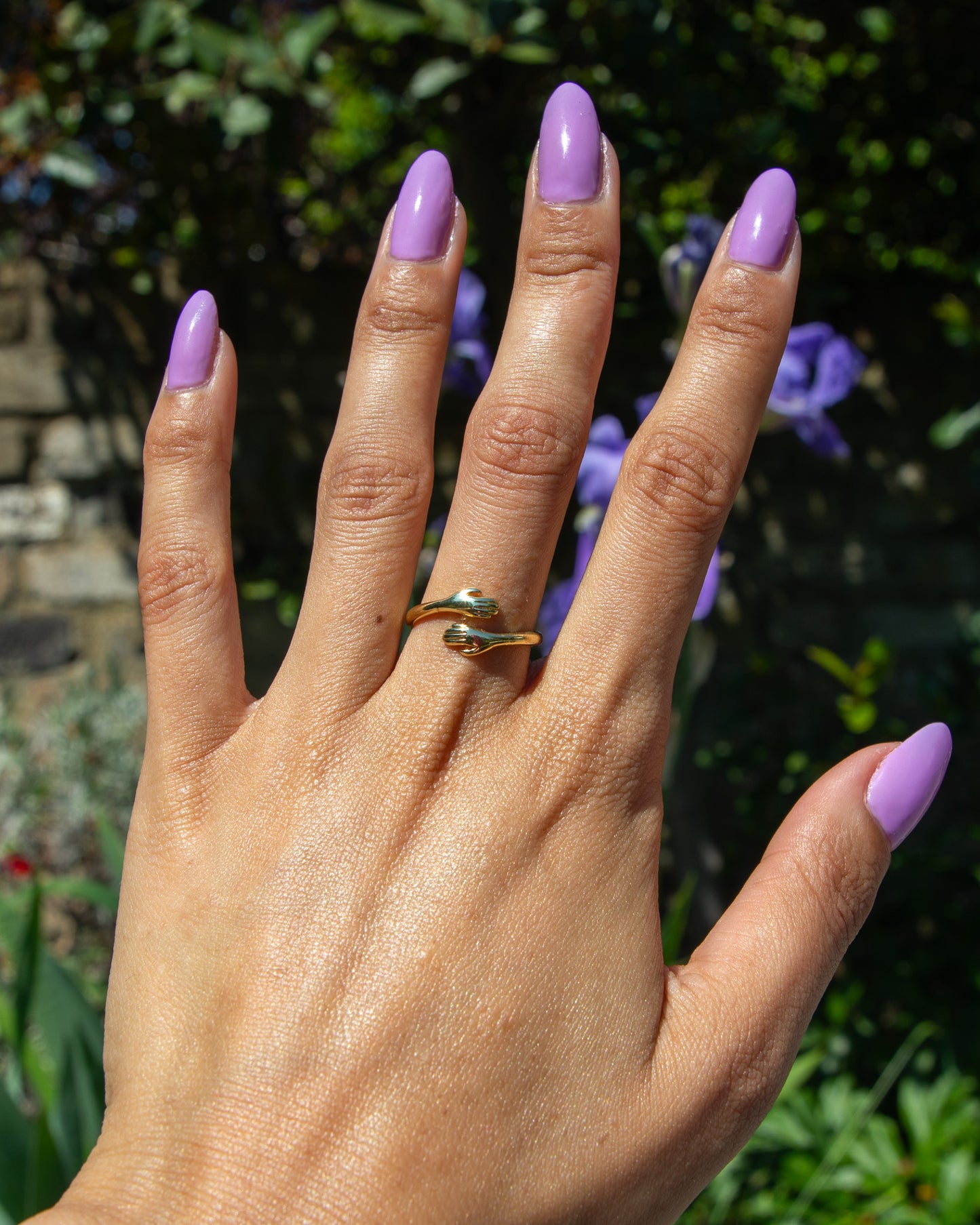 Hug Resizable Ring Gold