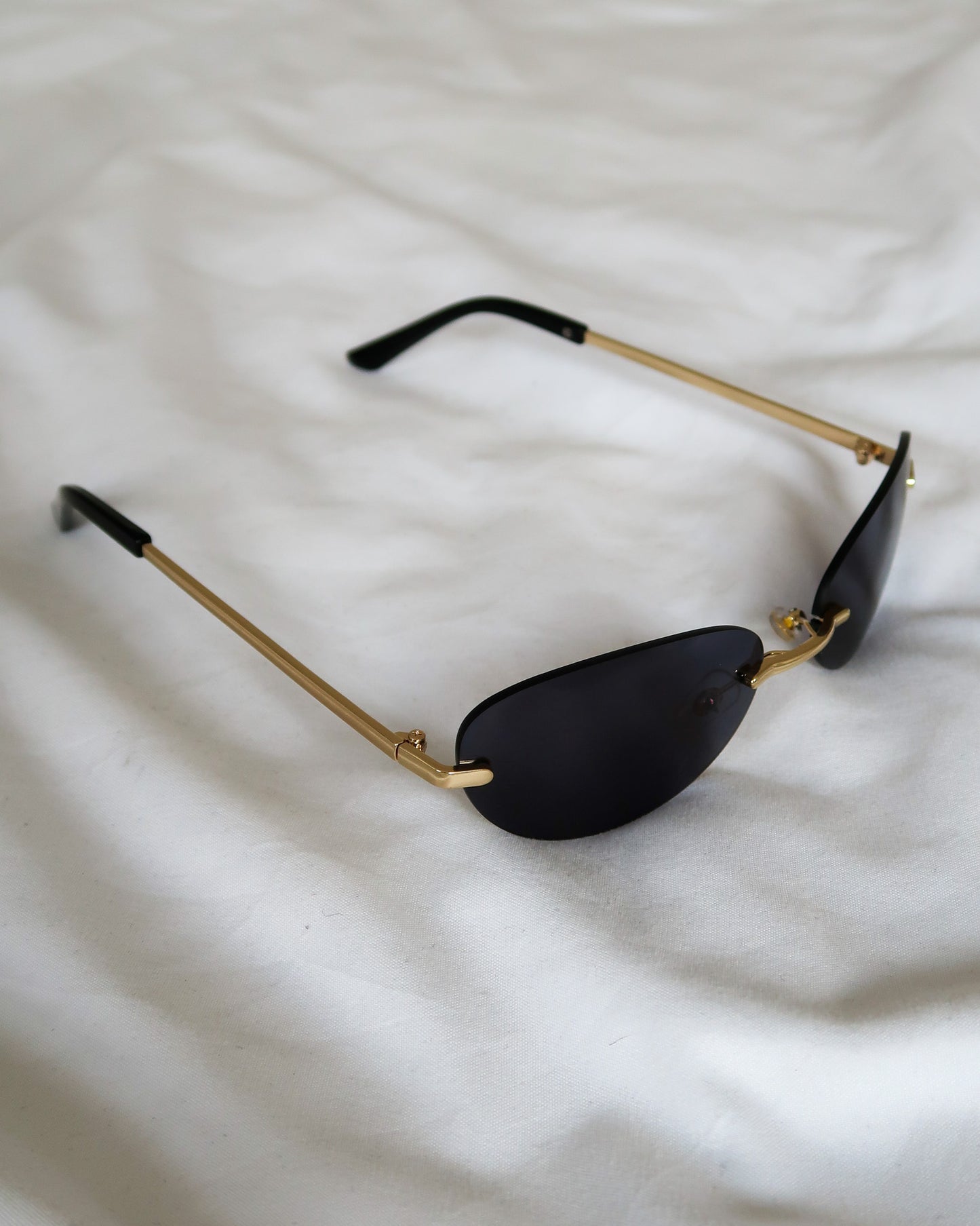 Black Rimless Sunglasses