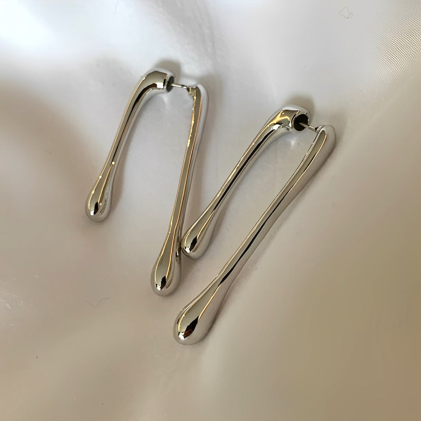 Drip Drop Earrings Silver