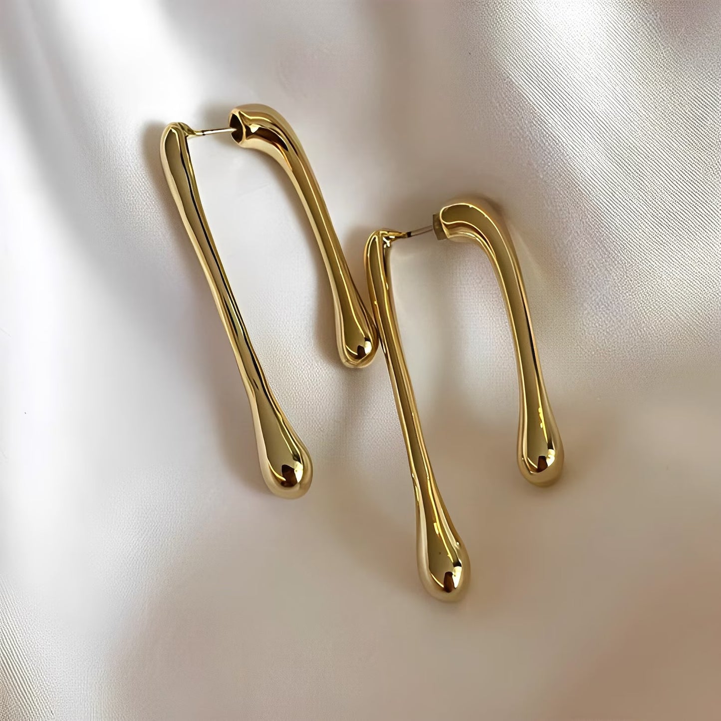 Drip Drop Earrings Gold