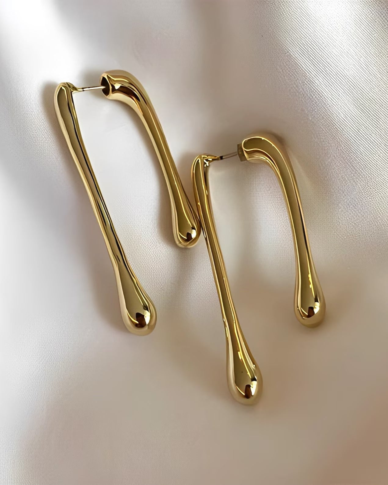 Drip Drop Earrings Gold