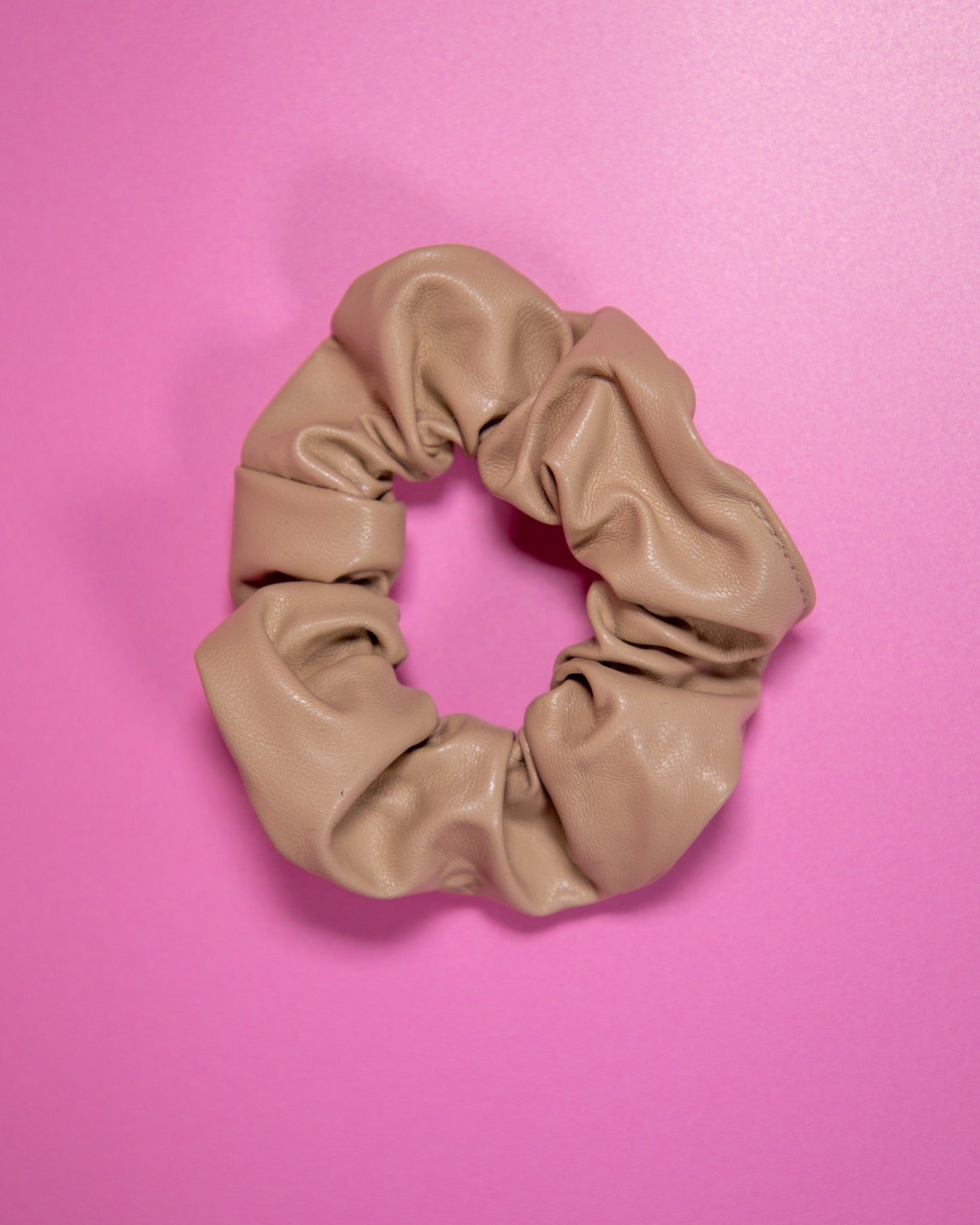 Vegan Leather Scrunchie Beige
