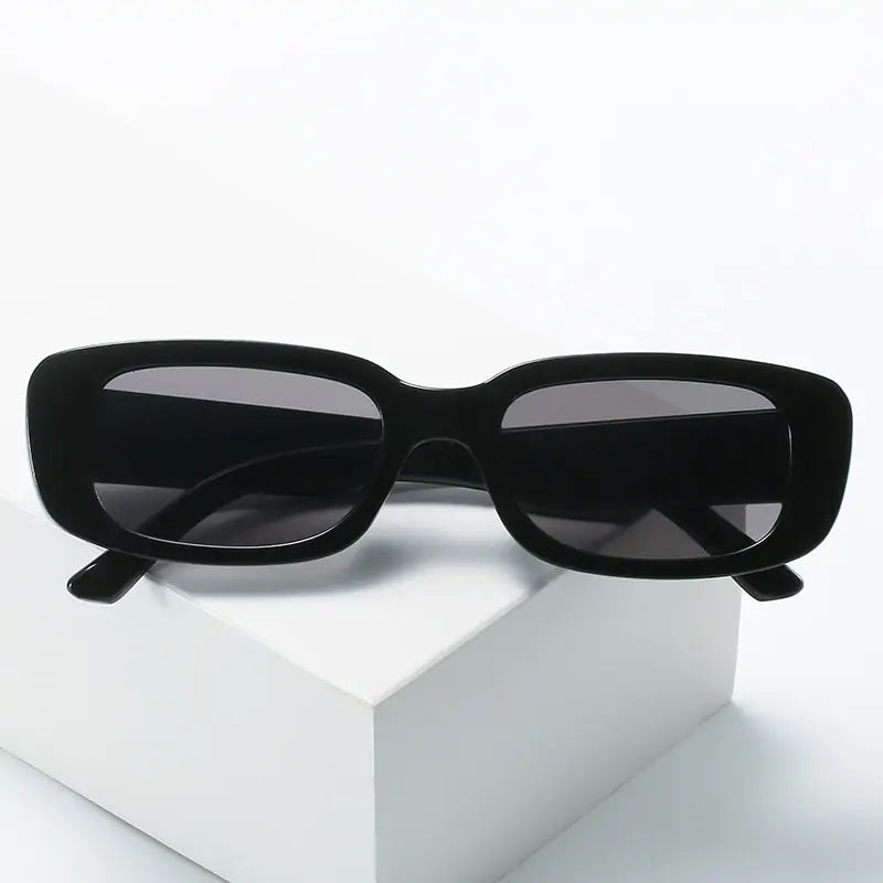 Retro Rectangle Sunglasses Black